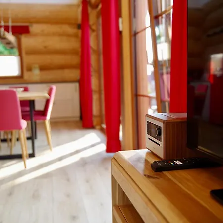 Blockhaus Eifelstern * Бланкенхайм